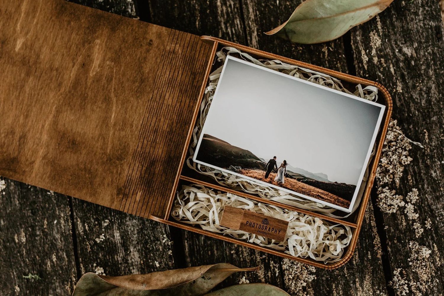 Creawoo Album fotografico in legno, album fotografico di viaggio fai-da-te  per anniversario, matrimonio, (80 pagine) : : Casa e cucina